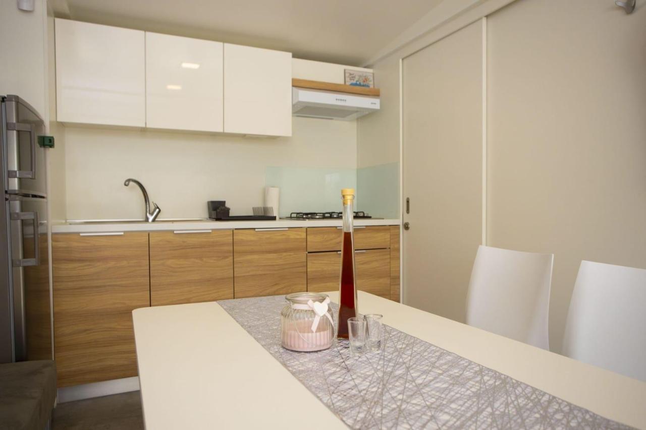Oaza Mira Mobile Houses - Camp Basko Polje #Bestoffer 巴什卡沃达 外观 照片