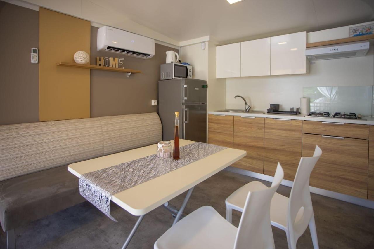 Oaza Mira Mobile Houses - Camp Basko Polje #Bestoffer 巴什卡沃达 外观 照片
